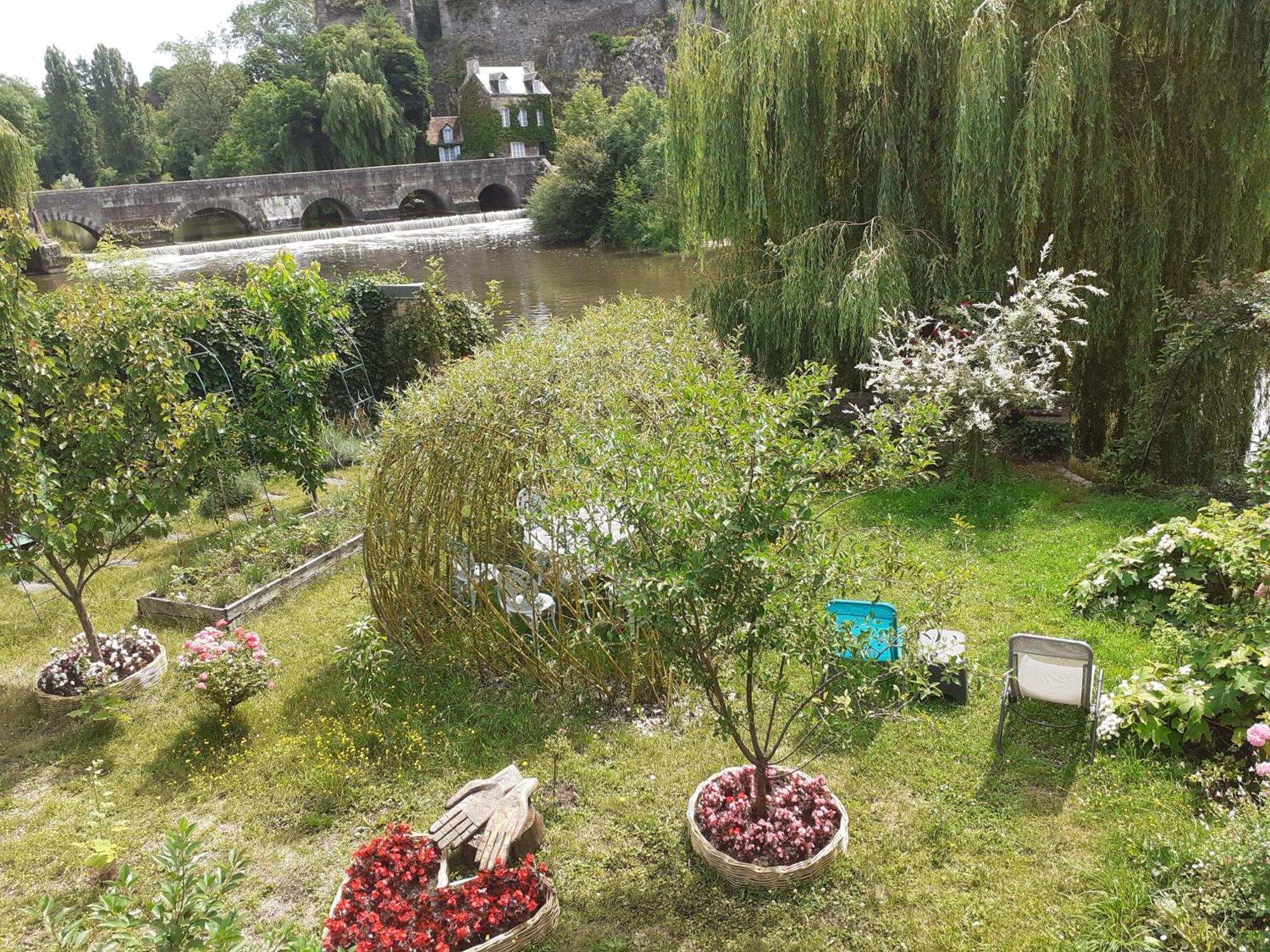 Le Refuge Des Alpes Mancelles Apartamento Fresnay-sur-Sarthe Exterior foto